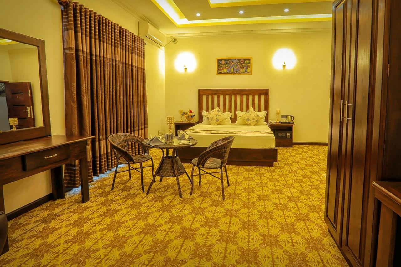 Euro Star Hotel Katunayaka Екстериор снимка