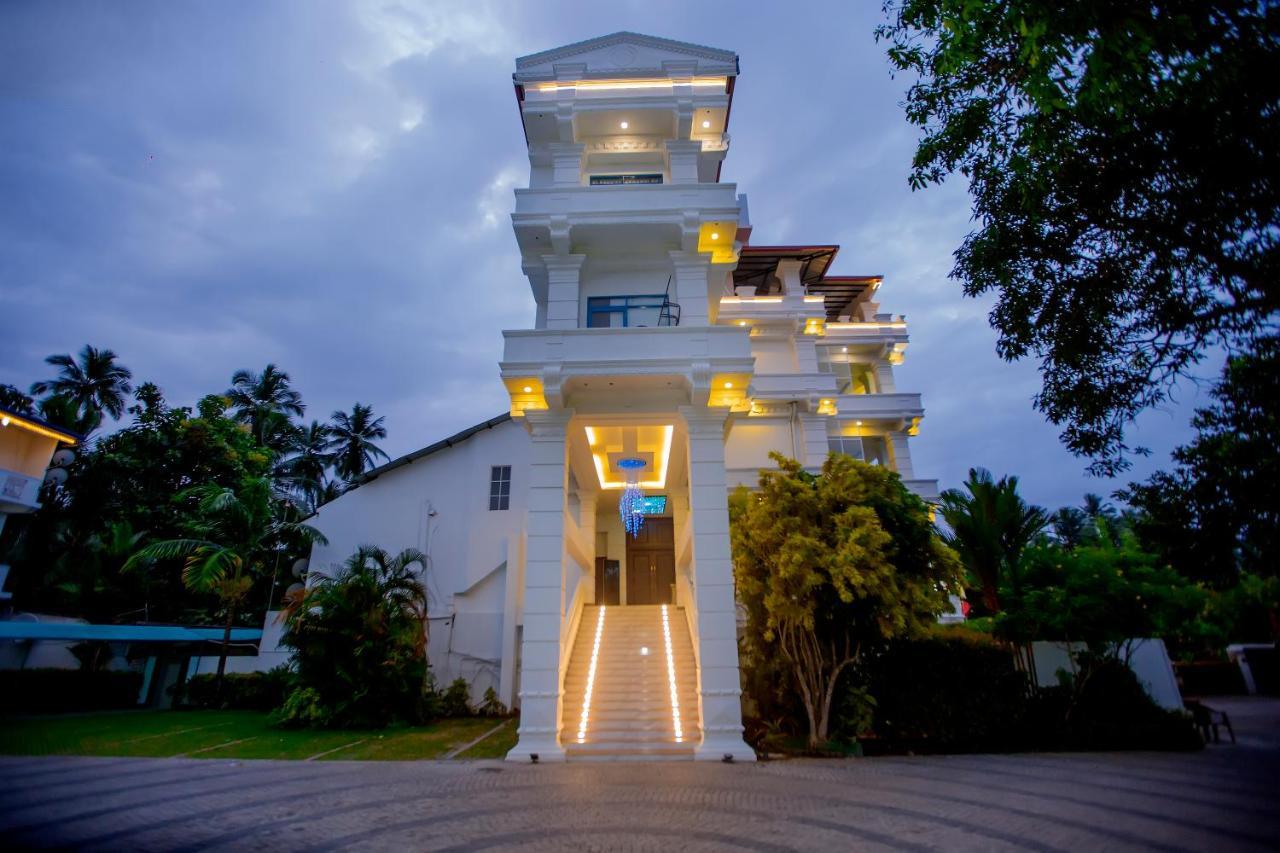 Euro Star Hotel Katunayaka Екстериор снимка